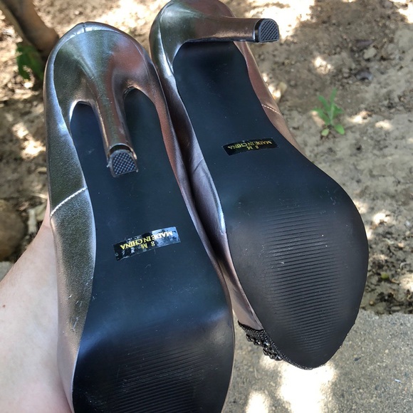 💜Penny & Kenny heels w/studs on front👇🏼 - Picture 7 of 8